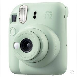 Fujifilm Instax Mini Camera in Mint Green
